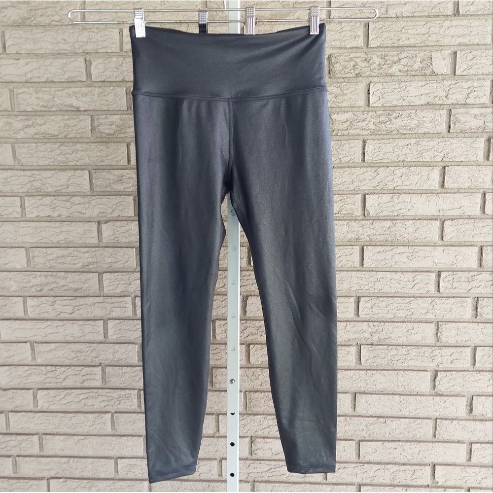 Athleta Black Shiny Ultra High Rise Elation Tight Medium EUC